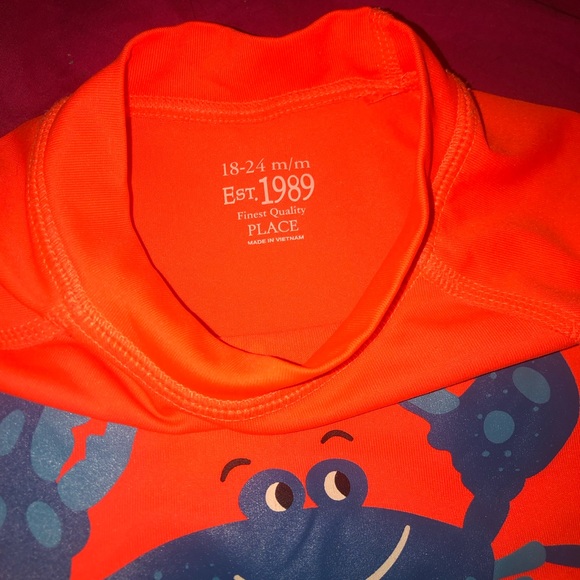 Children’s place boys swim set 18-24M - Picture 3 of 3